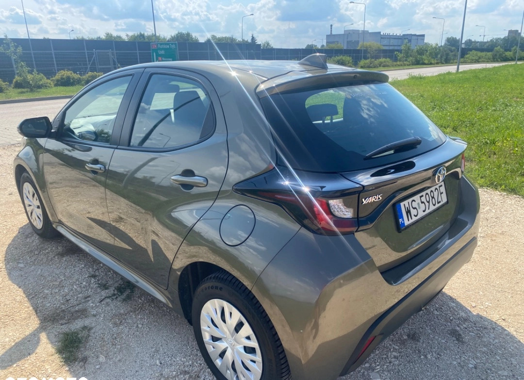 Toyota Yaris cena 70110 przebieg: 18500, rok produkcji 2021 z Kielce małe 407